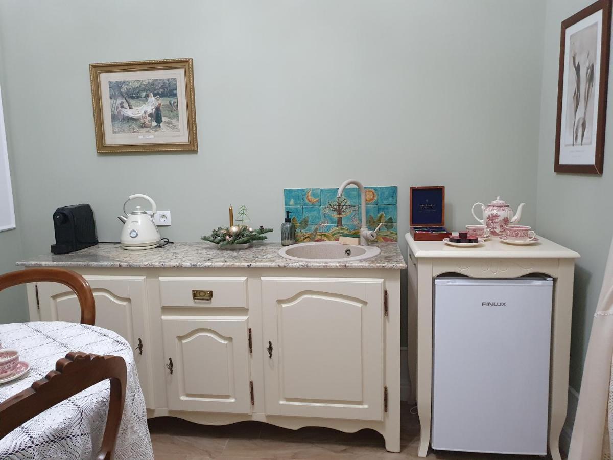 Elisabeth Apartment Орадеа Екстериор снимка